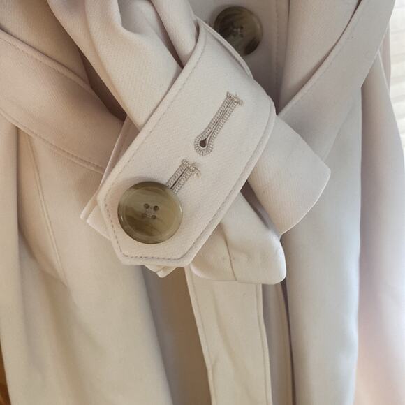 Old Navy Cozy l Double-Breasted Tie-Belt Trench - Picture 12 of 12